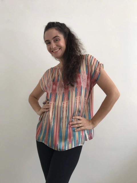 Camiseta Kaftan Cetim Moinho Listras 