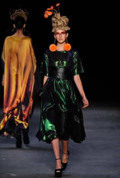 Camiseta Básica Tafetá Verde Besouro - buy online