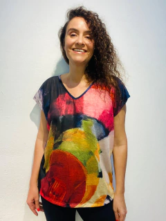 Camiseta Kaftan Vual de Malha Kupkla na internet