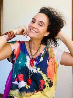 Camiseta Kaftan V Jersey Comunhão - ALESSA