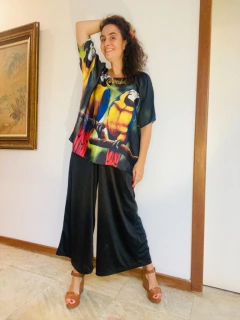 Camiseta Morcego Cetim Araras na internet