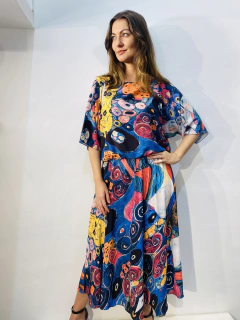 Vestido Morcego Evasê Crepe Arabesco