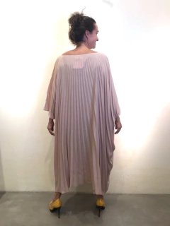 Vestido Plissê Curto Crepe Nude - comprar online
