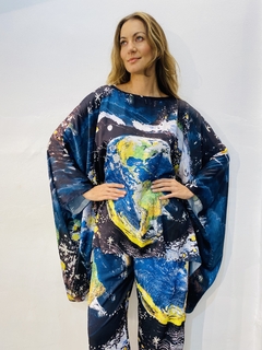 Imagem do Camiseta Maxi Cetim Mundo