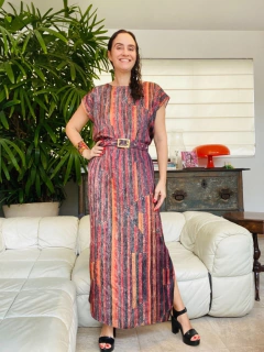 Cinto Fivela Crepe Vermelho na internet