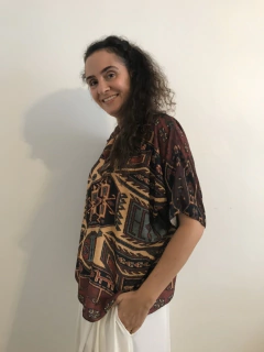 Camiseta Morcego Social Crepe Tapete - loja online