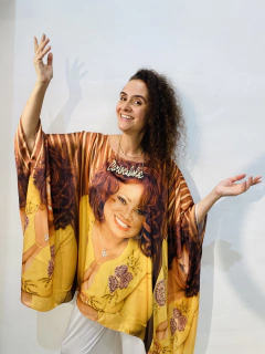 Camiseta Maxi Cetim Alcione Amarela Quadrados