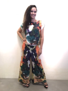 Camiseta Cropped Cetim Comunhão