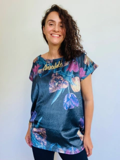 Camiseta Kaftan Veludo Tulipa Preto - ALESSA