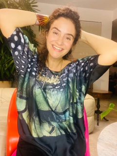 Camiseta Morcego Cetim Pluma Verde - ALESSA