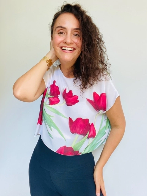 Camiseta Cropped Tulipas