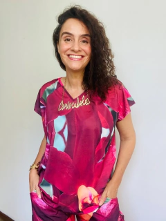 Camiseta Kaftan V Jersey Orquídea Vermelho - ALESSA