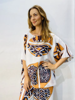 Camiseta Morcego Cetim Indigena - comprar online