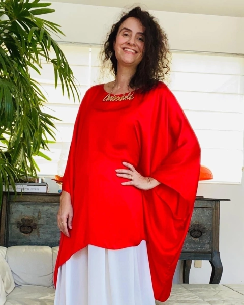 Camiseta Maxi Cetim Vermelho