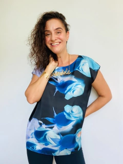 Camiseta Kaftan Cetim Rosa Azul