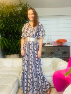 Vestido Morcego Babados Longo Crepe Faisão Corrido na internet