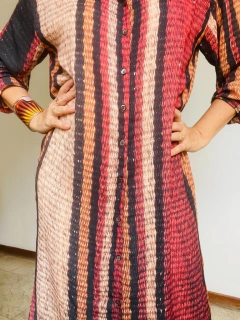 Vestido Chemise Curto Crepe Tapete listras on internet