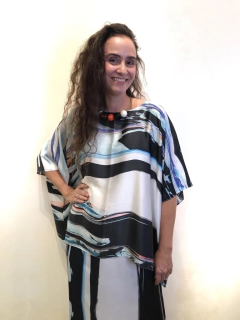 Camiseta Máxi Morcego Cetim Ganesha Azul - comprar online