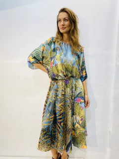 Vestido Morcego Saia Evase Cetim Arara Verde na internet