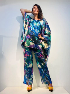 Imagem do Camiseta Maxi Cetim Joan Azul