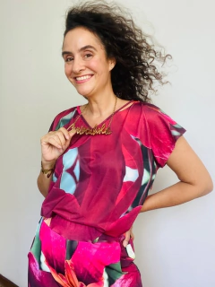 Camiseta Kaftan V Jersey Orquídea Vermelho - buy online