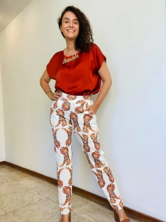 Calça Alfaiataria Neoprene Leopardos on internet