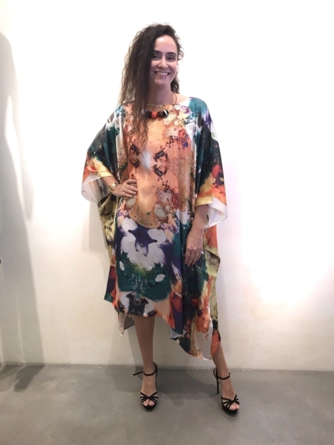 Vestido Maxi Curto Cetim Comunhão