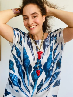 Camiseta Kaftan Cetim Concha Azul na internet