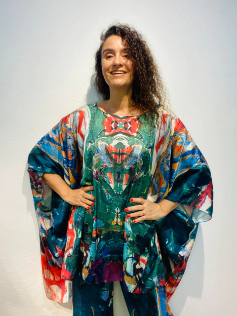 Camiseta Maxi Cetim Joan Green