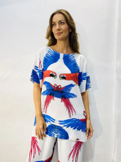 Camiseta Basica Crepe Arara na internet