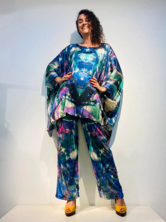 Camiseta Maxi Cetim Joan Azul - loja online