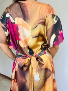 Imagem do Vestido Asa Curto Cetim Orquídea Amarelo