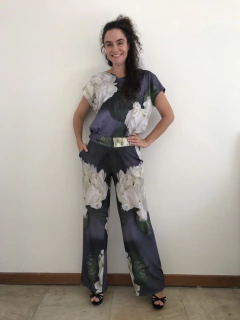 Camiseta Kaftan Jersey Hortênsia Cinza - comprar online