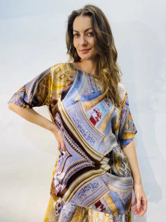 Camiseta Básica Seda Pura Fachada on internet