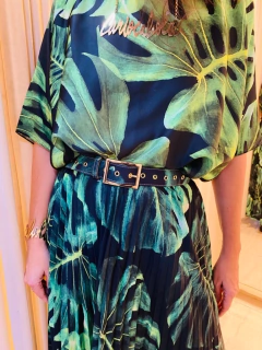 Vestido Asa Curto Cetim Costela de Adão on internet