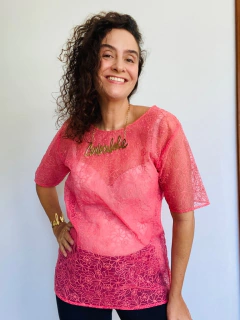 Camiseta Basica Organza Bordada Rosa on internet