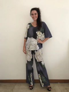 Camiseta Morcego Jersey Hortênsia Cinza