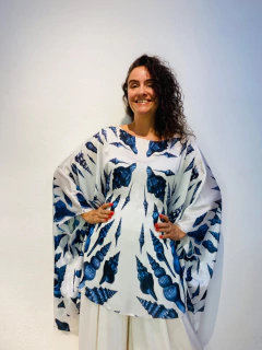 Camiseta Maxi Cetim Concha Azul