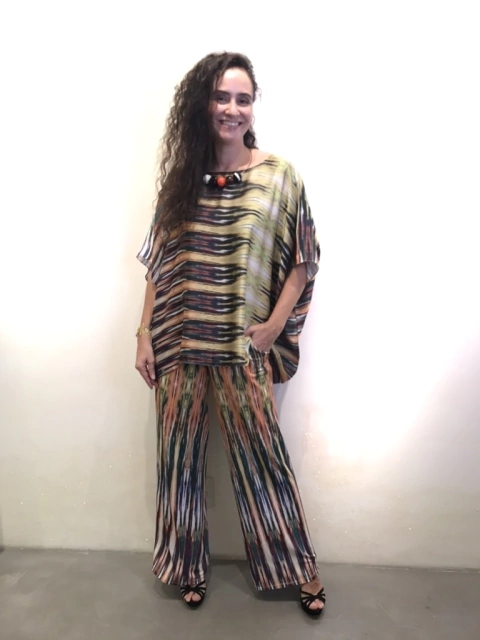 Camiseta Maxi Morcego Cetim Comunhão Listras