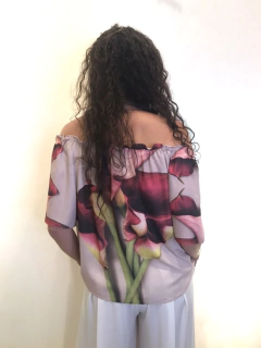 Blusa Cigana Crepe Calla Vermelha na internet