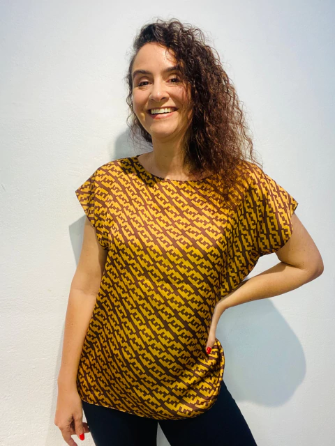 Camiseta Kaftan Cetim Love Top