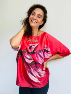 Camiseta Morcego Cetim Antúrio Vermelho na internet