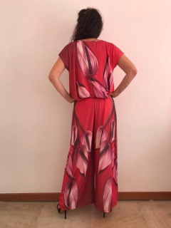 Camiseta Kaftan V Jersey Antúrio Vermelho - ALESSA