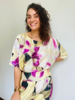 Image of Camiseta Morcego Cetim Orquídea Branco