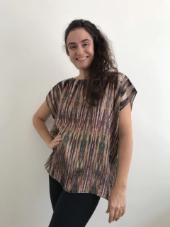 Camiseta Kaftan Cetim Tropical Listras - comprar online