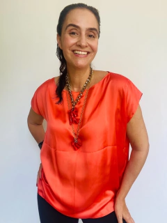 Camiseta Kaftan Cetim Laranja na internet