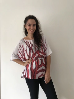 Camiseta Morcego Cetim Coral