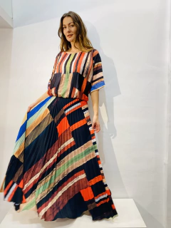 Vestido Morcego Saia Plissada Crepe Klee Listra