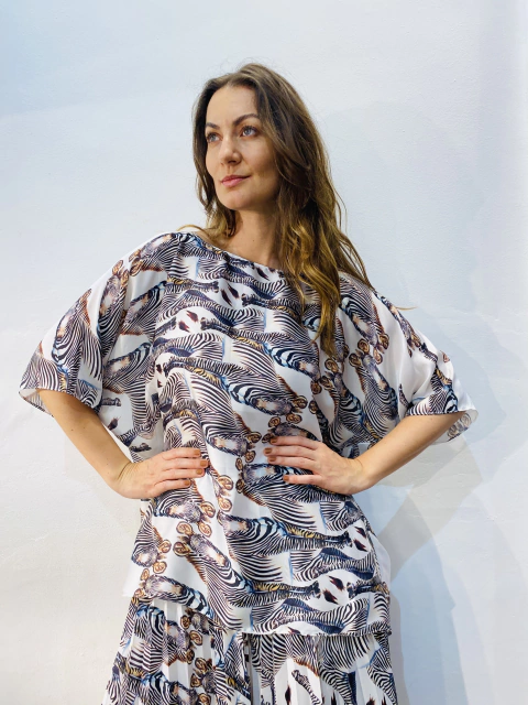 Camiseta Morcego Cetim Zebra