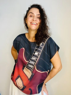 Camiseta Kaftan Cetim Guitarra on internet